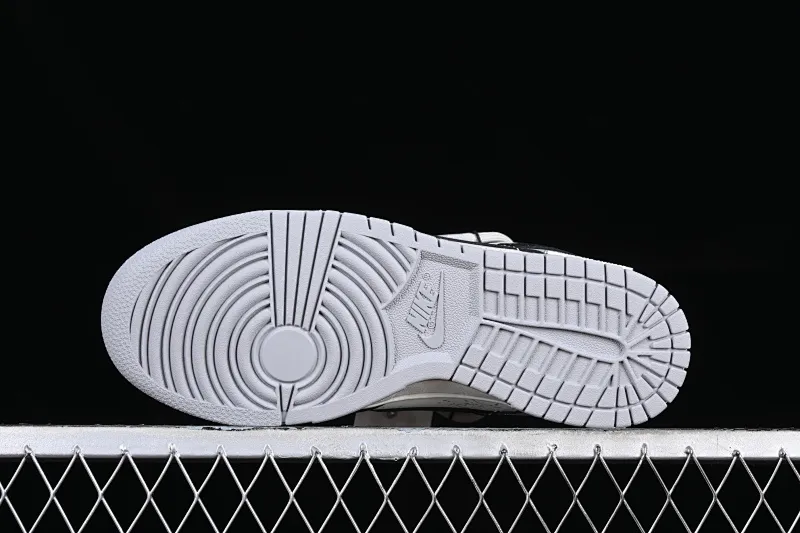 All Categories Nk SB Dunk Series Nk SB Dunk Low Low-top sneakers CS version Nk Dunk Low "Miami Hurricanes" Space Exploration Star Trek Customized version of deconstructed straps retro distressed low-top sneakers DJ6188-003
